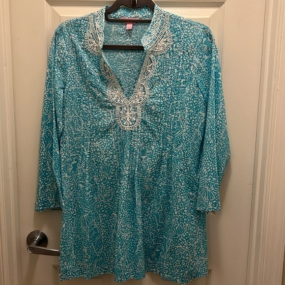 Lilly Pulitzer Tops - Lilly Pulitzer Sarasota beaded tunic. Shorely blue ice cake. EUC! Size small.